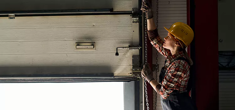 Addressing Common Garage Door Stoppage Issues in Sachse, TX