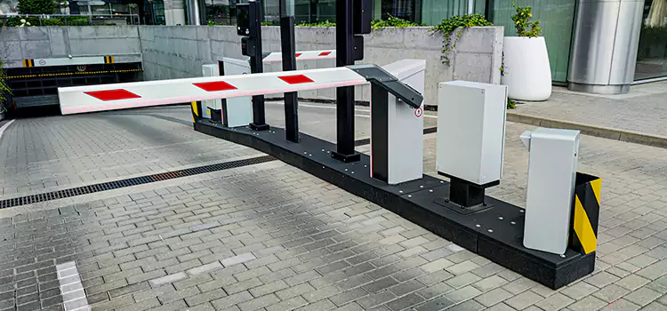 Custom Gate Design & Integration Sachse